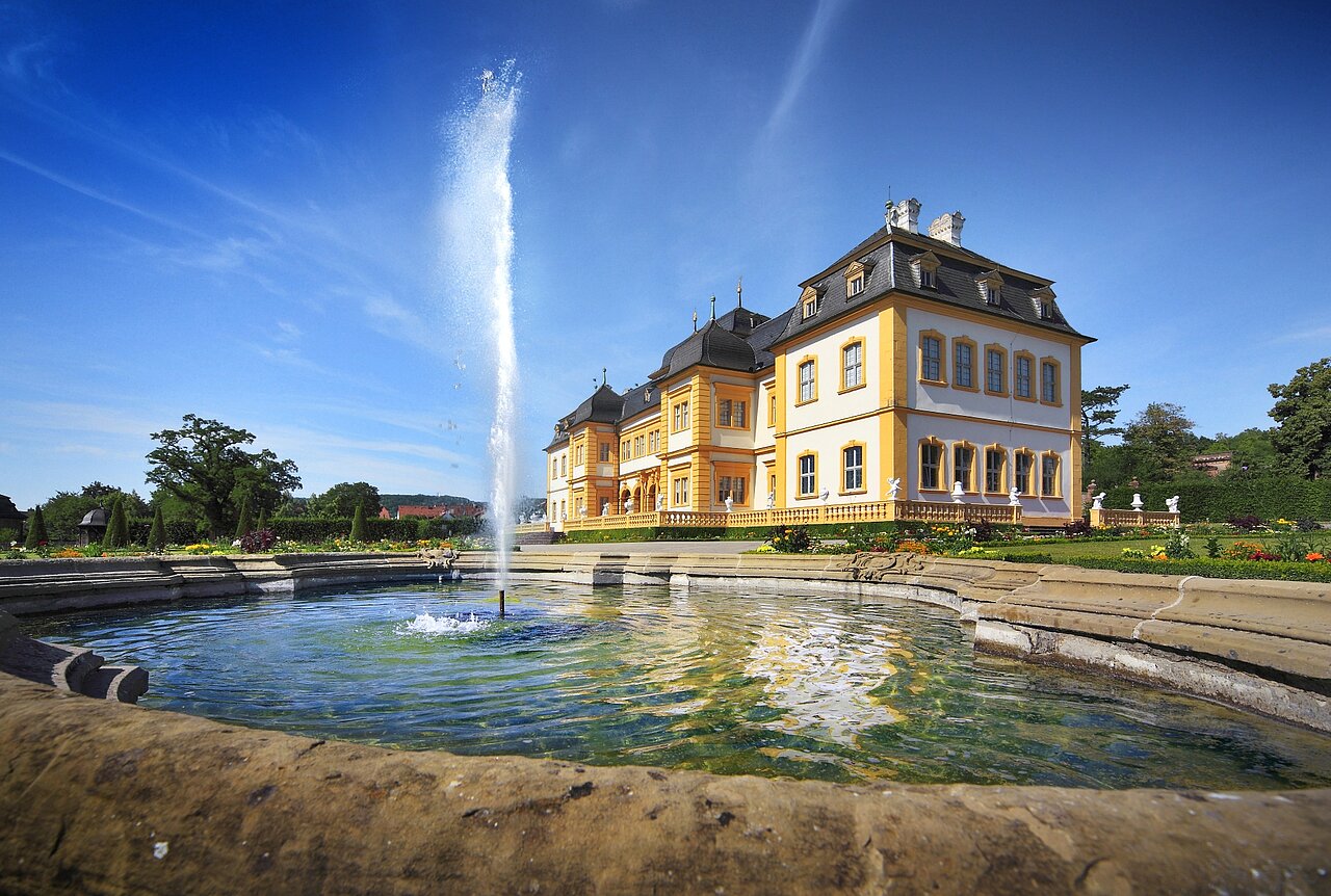Schloss Veitshöchheim.jpg