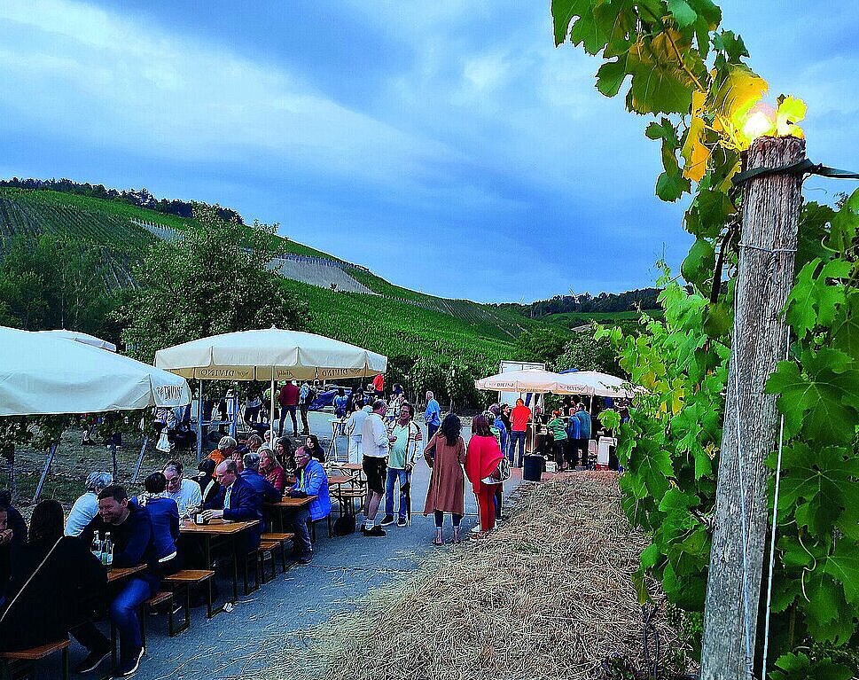 Nacht der Verführung: Jil Abfalter, ZweiUferLand